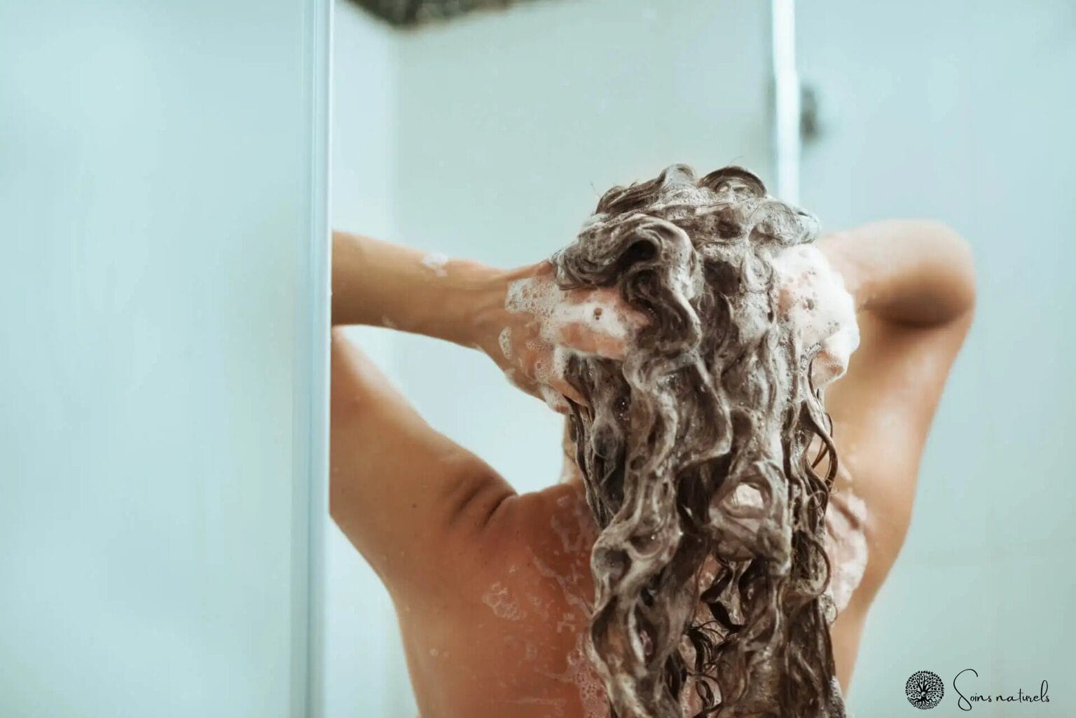 Les bienfaits du sel dans votre shampooing pour des cheveux en pleine santé