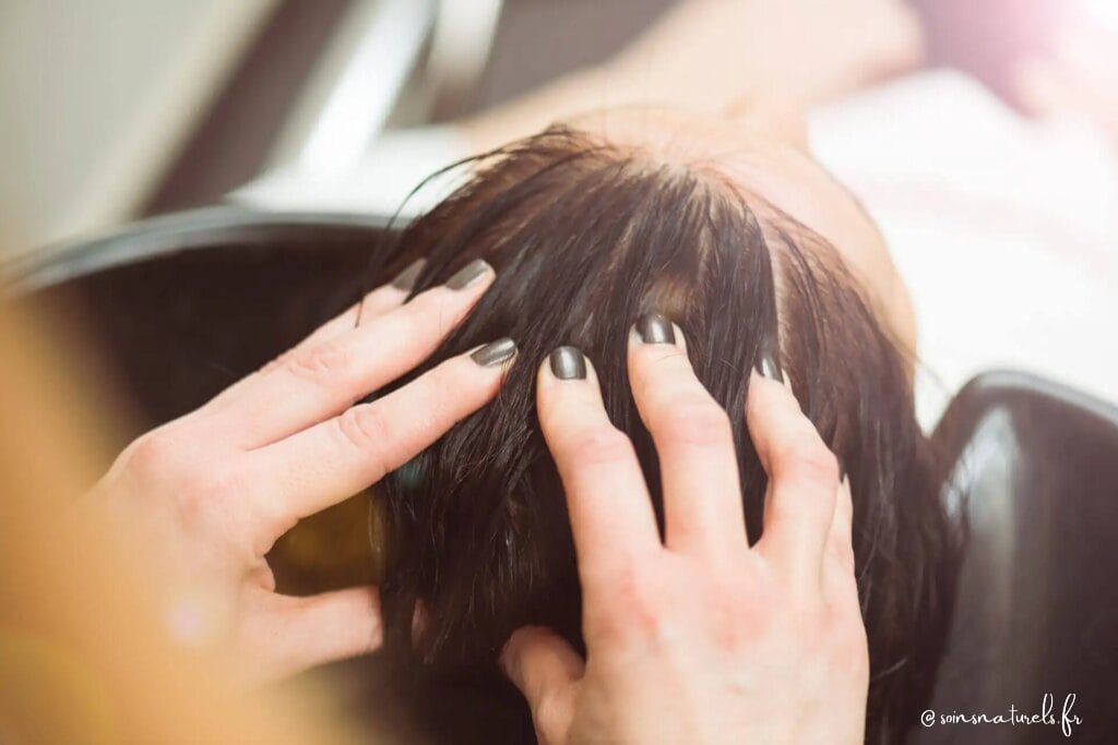 Comment le massage capillaire peut augmenter l'épaisseur des cheveux